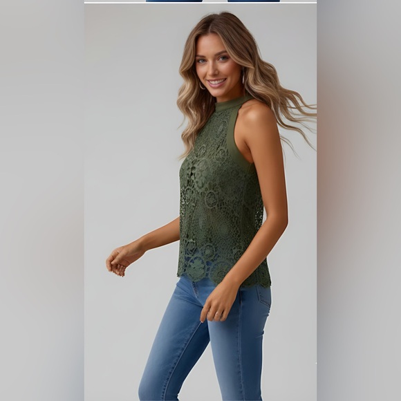 Green Guipure Lace Insert Halter Neck Top - Picture 3 of 8